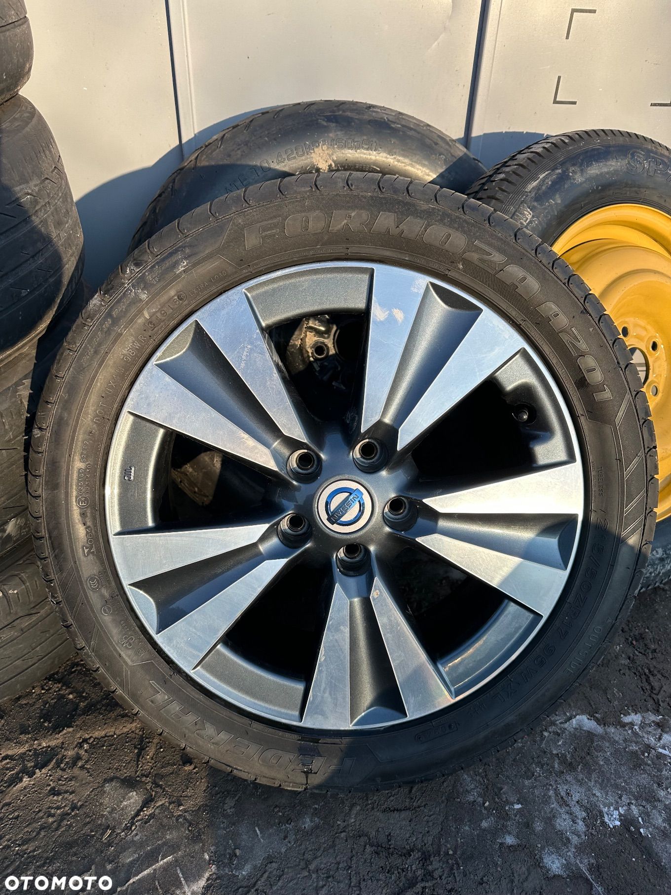 Koła Alufelgi Nissan 5x114.3 R17 ET45 Komplet. - 1