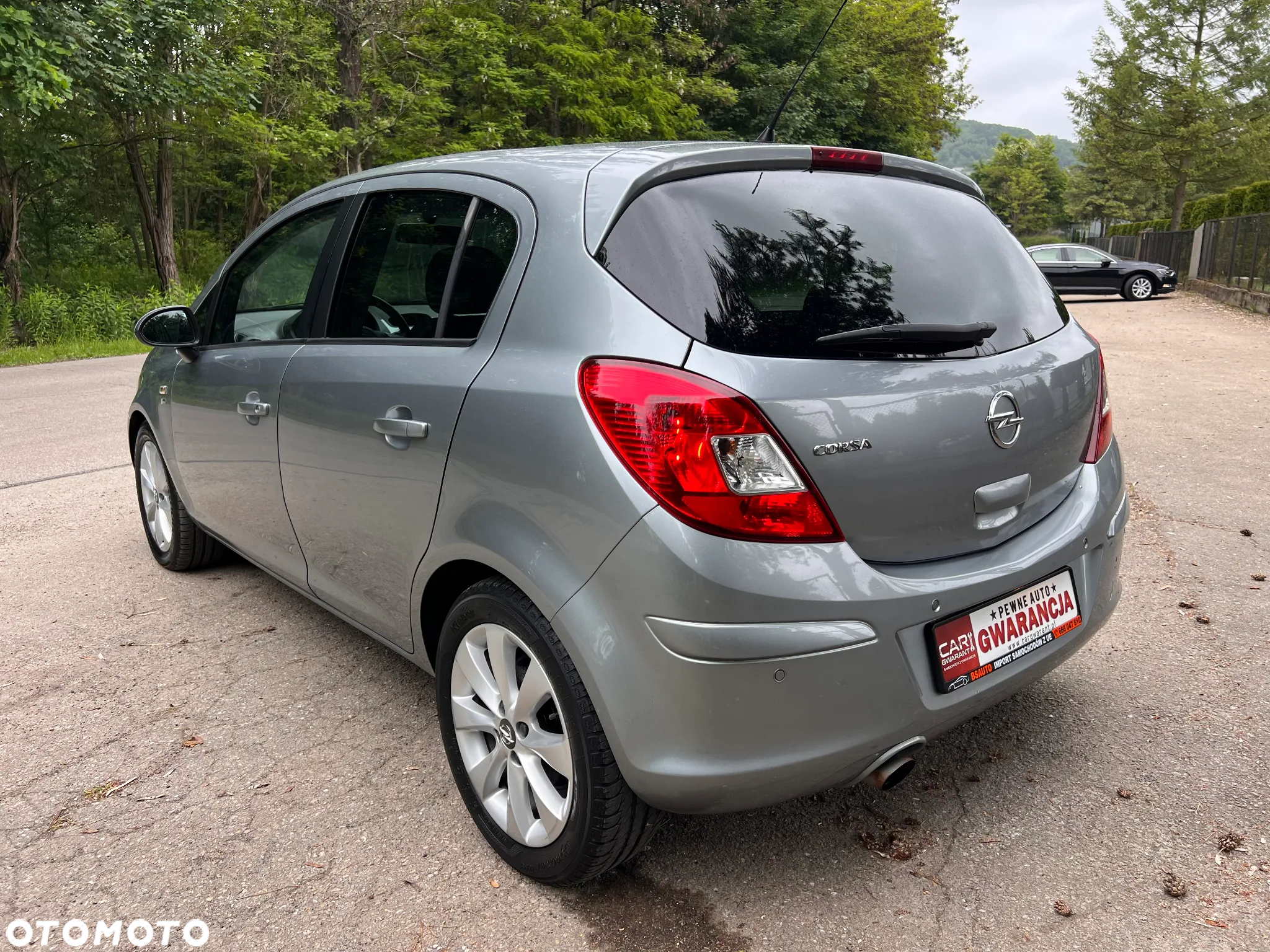 Opel Corsa 1.4 16V Cosmo - 6