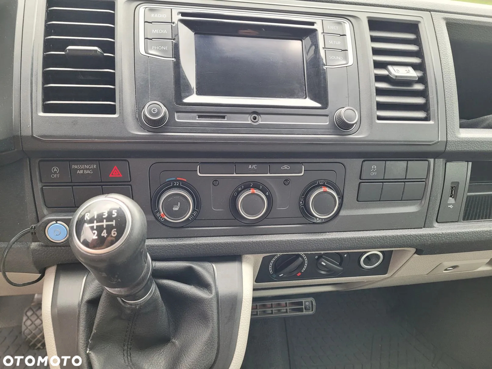 Volkswagen Transporter T6 Długi 150KM 4x4 - 15