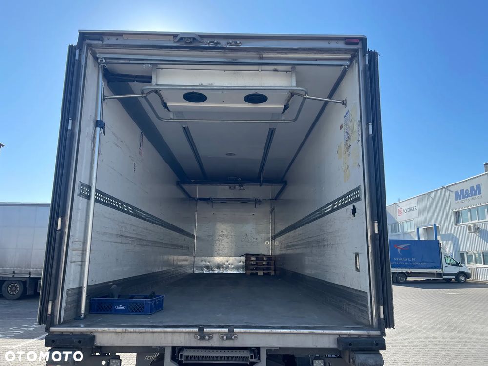 Mercedes-Benz AXOR - 17