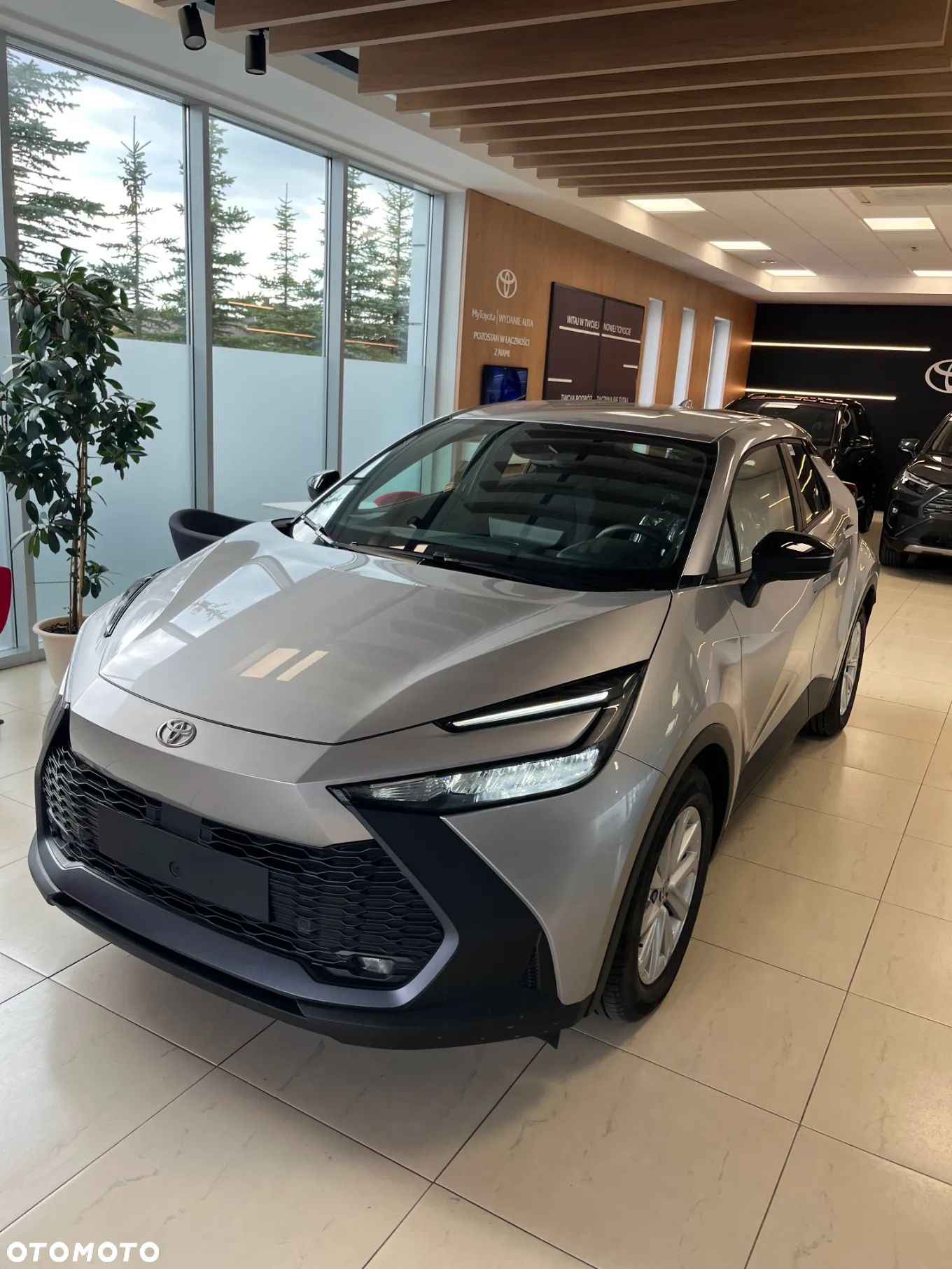Toyota C-HR 1.8 Hybrid Comfort - 1