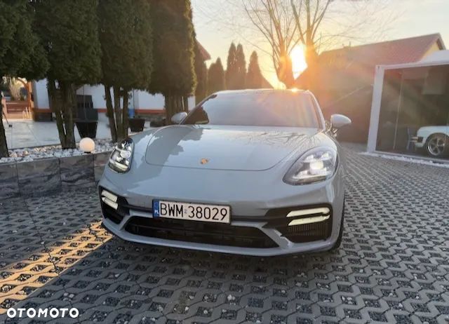 Porsche Panamera GTS - 19