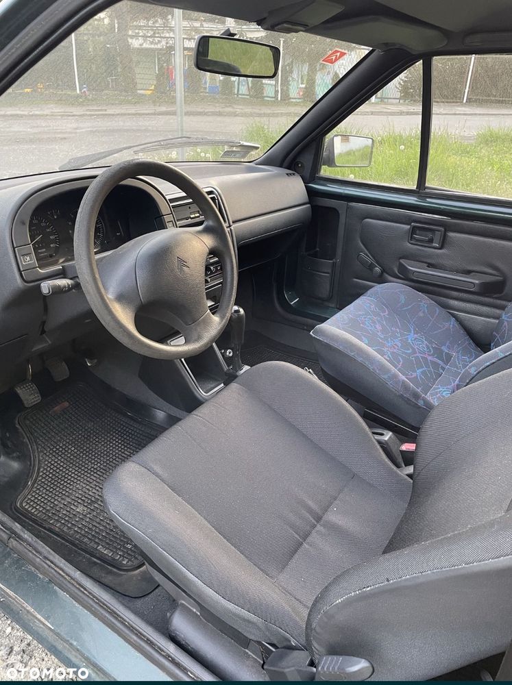 Citroën AX - 7