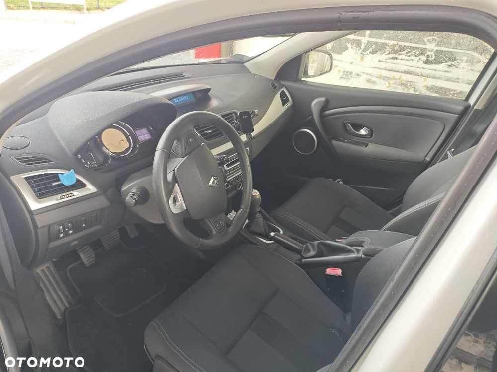 Renault Megane 2010 photo 5