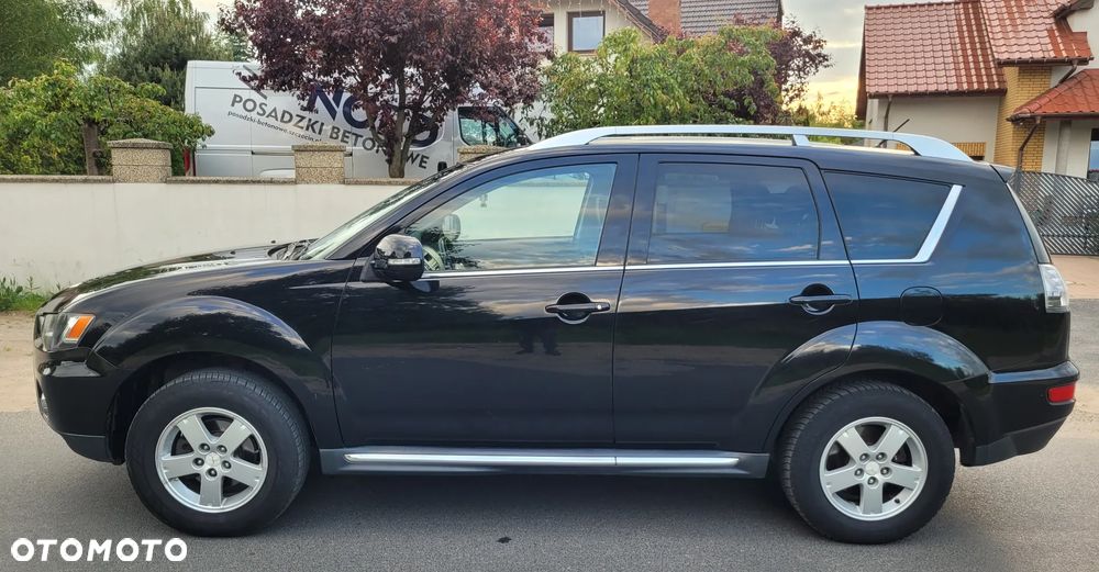 Mitsubishi Outlander 2.0 Invite 2WD - 5