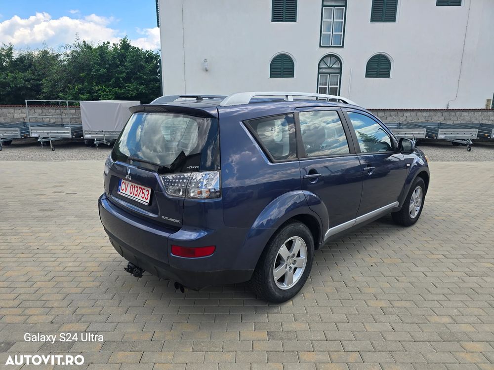 Mitsubishi Outlander 2.0 DI-D Intense - 4