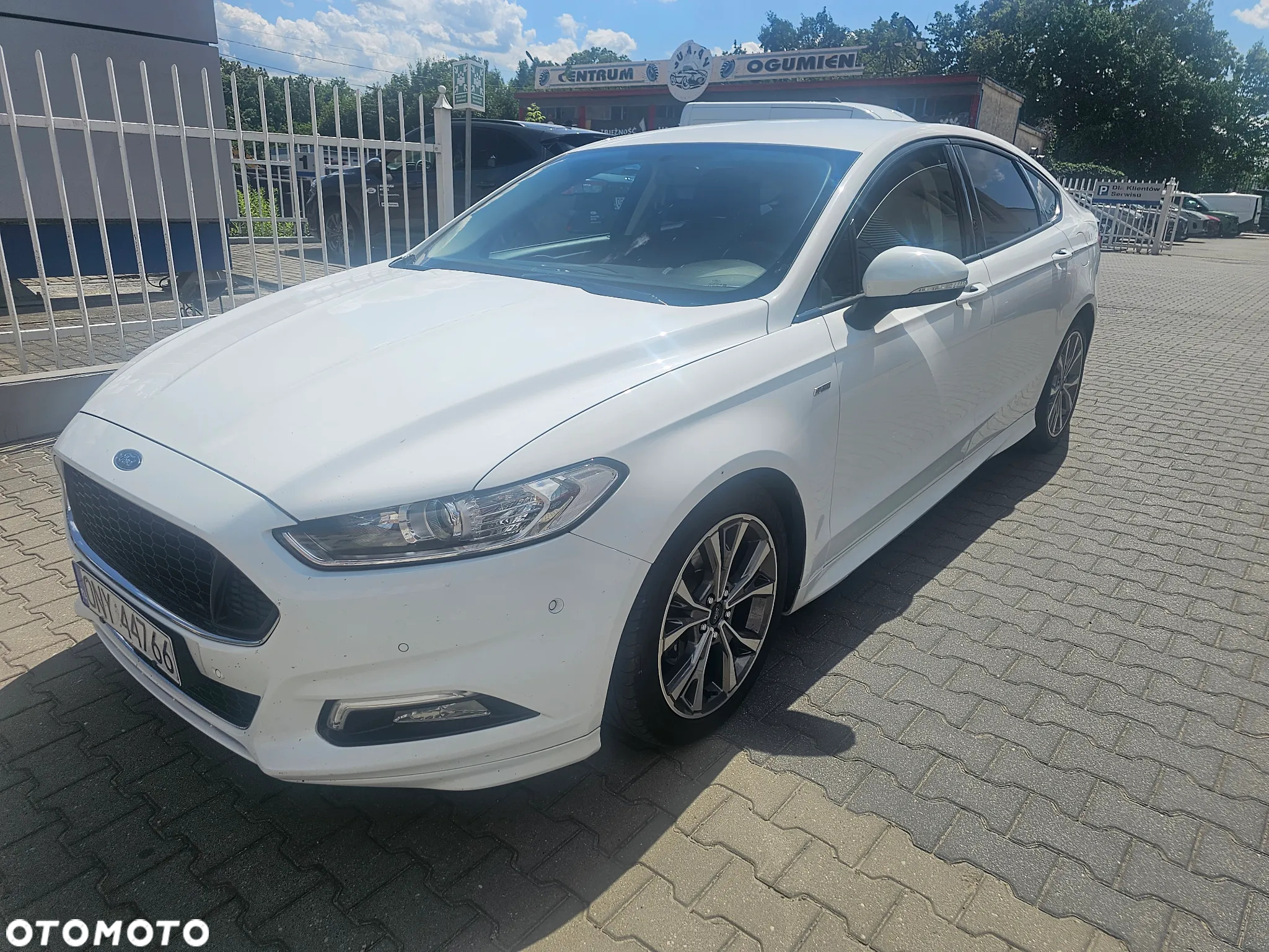 Ford Mondeo 1.5 EcoBoost ST-Line X - 2