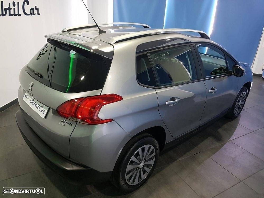Peugeot 2008 1.6 e-HDi Allure 2-Tronic - 3