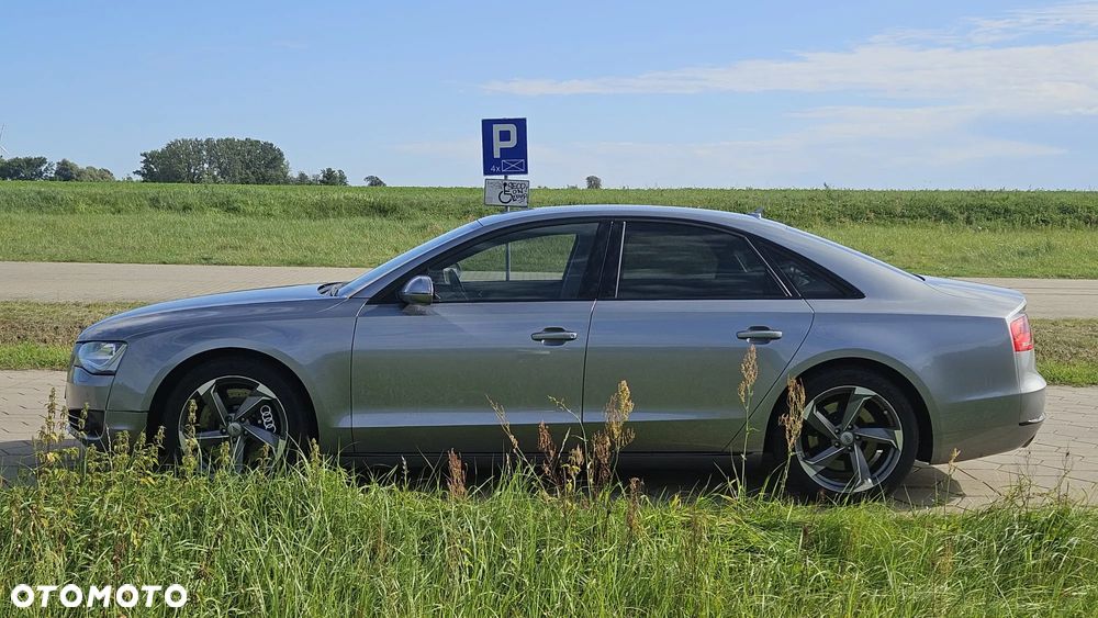 Audi A8 4.2 FSI Quattro - 3