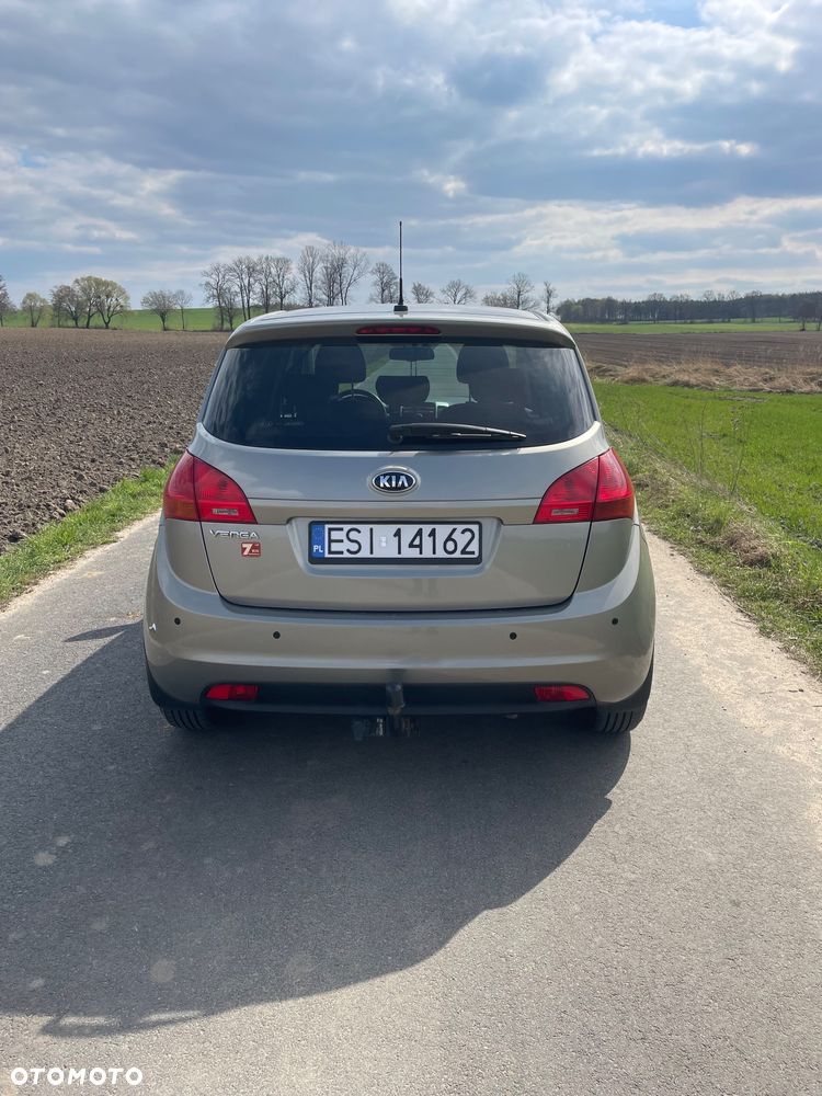 Kia Venga 1.6 L - 15