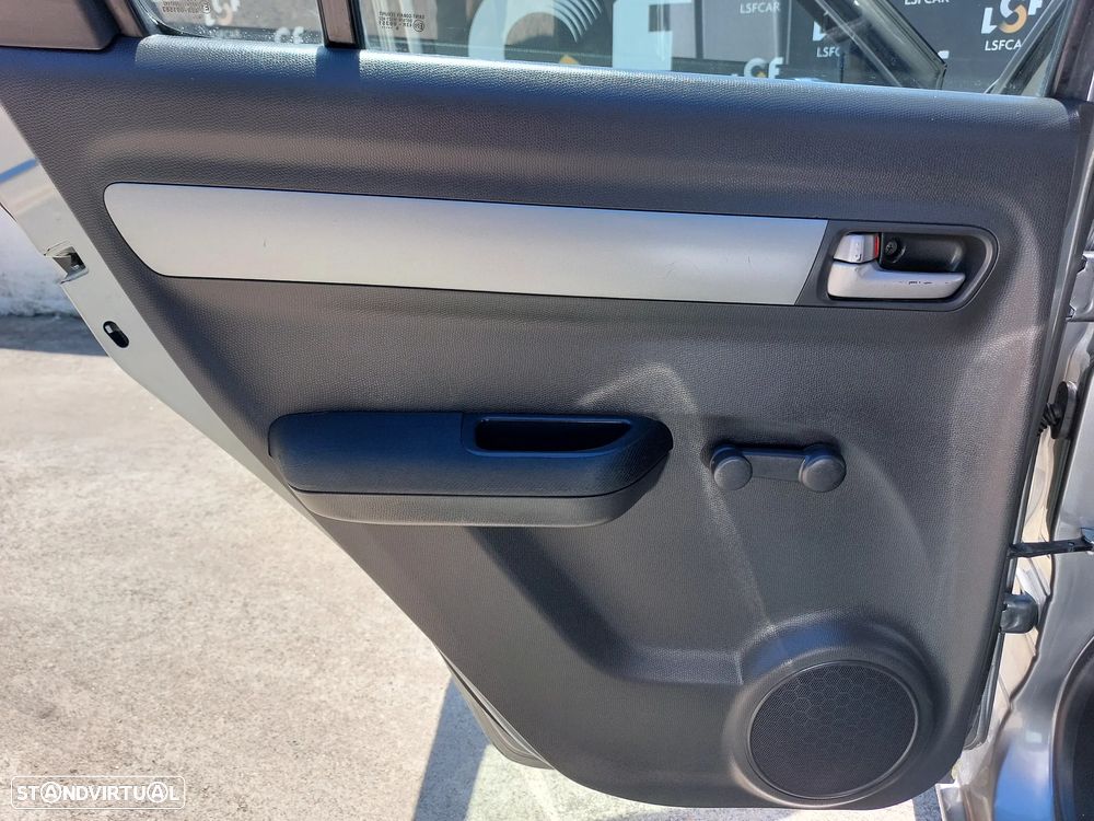 Suzuki Swift 1.3 DDiS GLX - 15