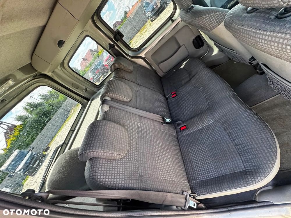 Renault Kangoo 4x4 1.9 dCi Expression - 10