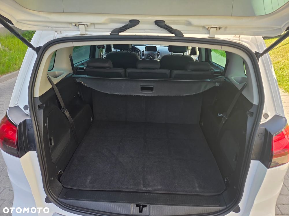 Opel Zafira - 9