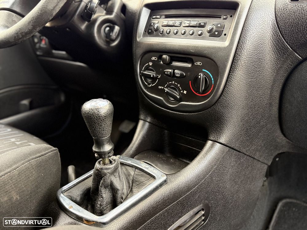 Peugeot 206 2.0 HDI VAN SPORT - 14
