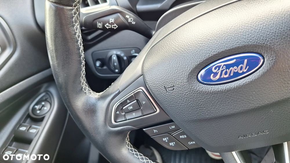 Ford Kuga 1.5 EcoBoost FWD ST-Line - 14