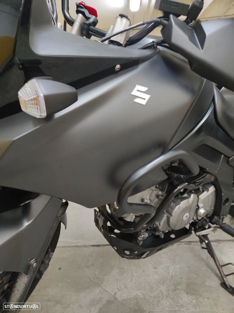 Suzuki v-strom - 2