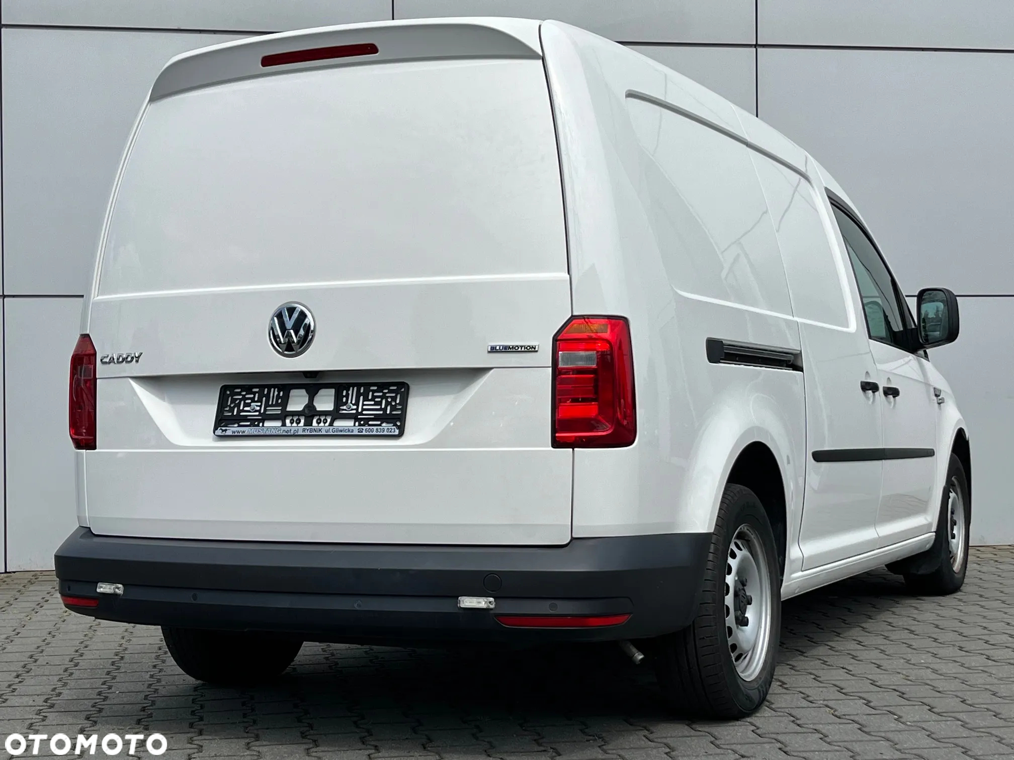 Volkswagen Caddy Maxi - 8