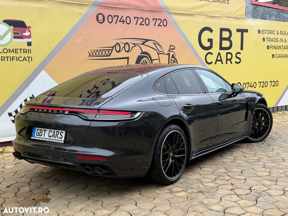 Porsche Panamera - 6