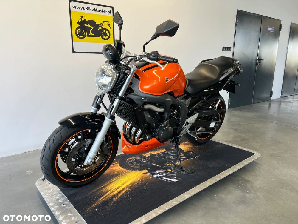 Yamaha FZ6 - 3