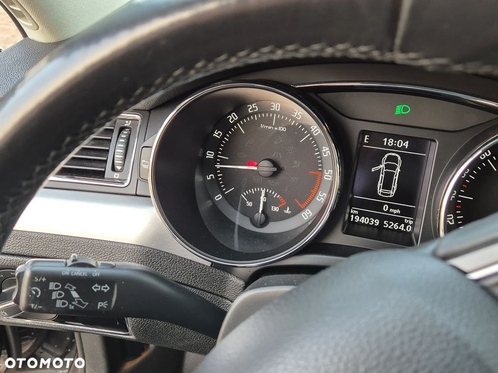 Skoda Superb 1.6 TDI GreenLine - 19