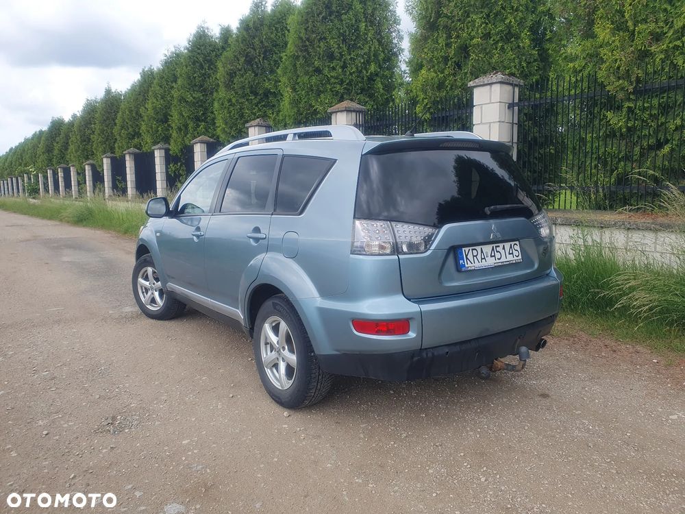 Mitsubishi Outlander 2.0 DID Intense - 6