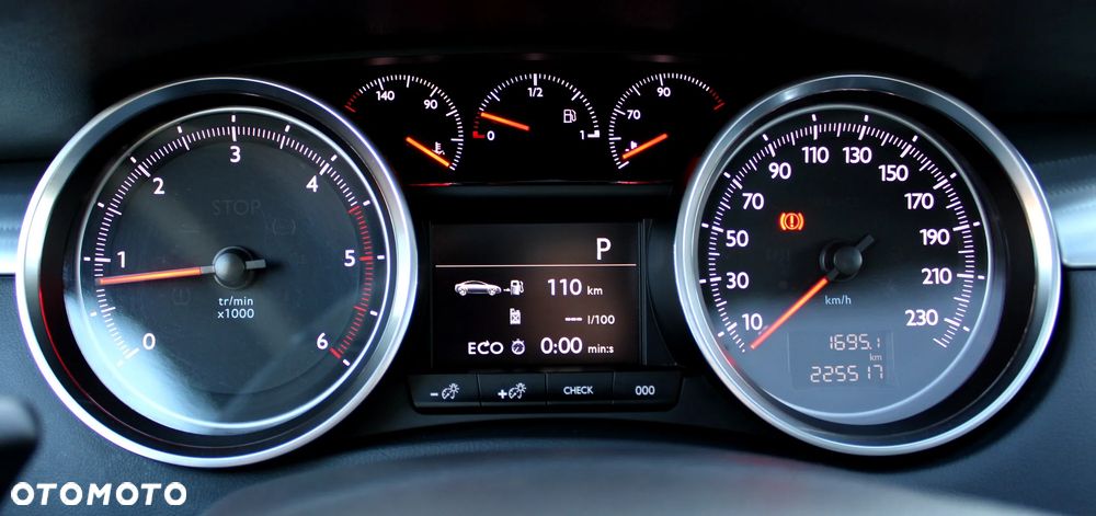 Peugeot 508 BlueHDi 180 EAT6 Stop&Start GT - 37