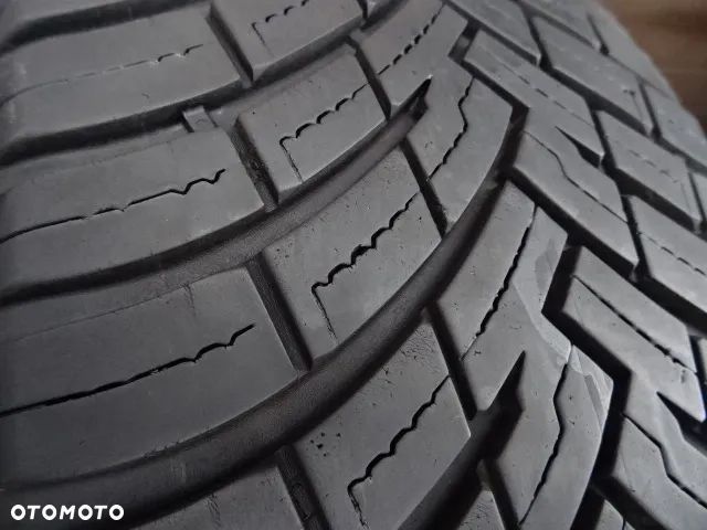215/65/R17 103V Pirelli Cinturato all season - 4
