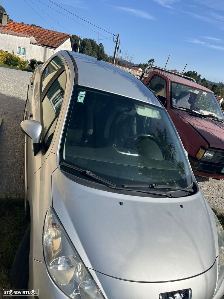 Peugeot 207 1.4 16V Trendy - 6