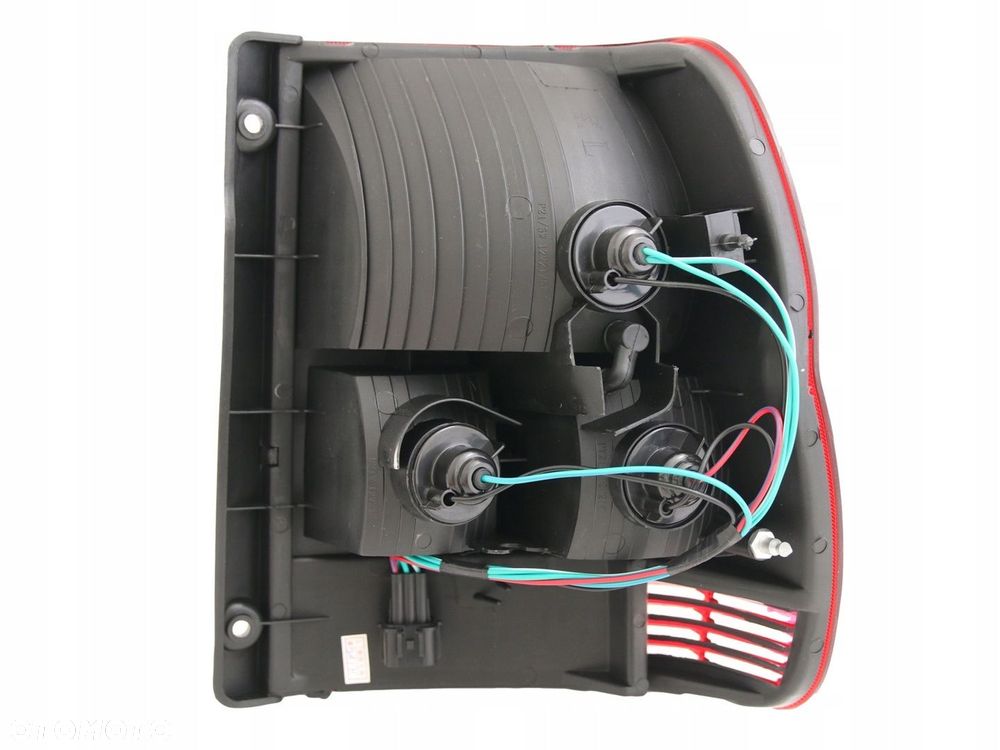 Lampa tyl na Mitsubishi Pajero Pinin h60 h70 1998- - 2