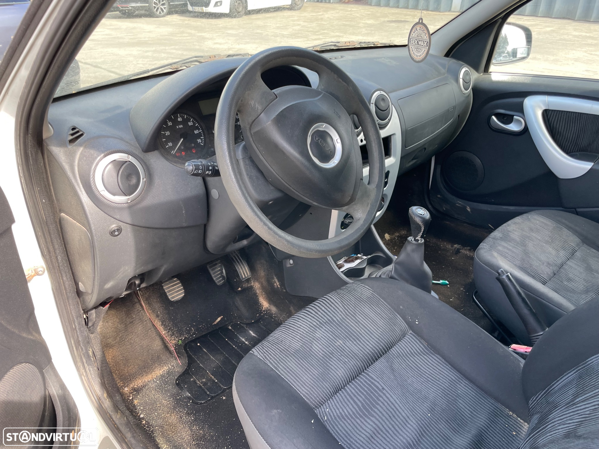 Dacia Logan 1.5Dci para peças - 6