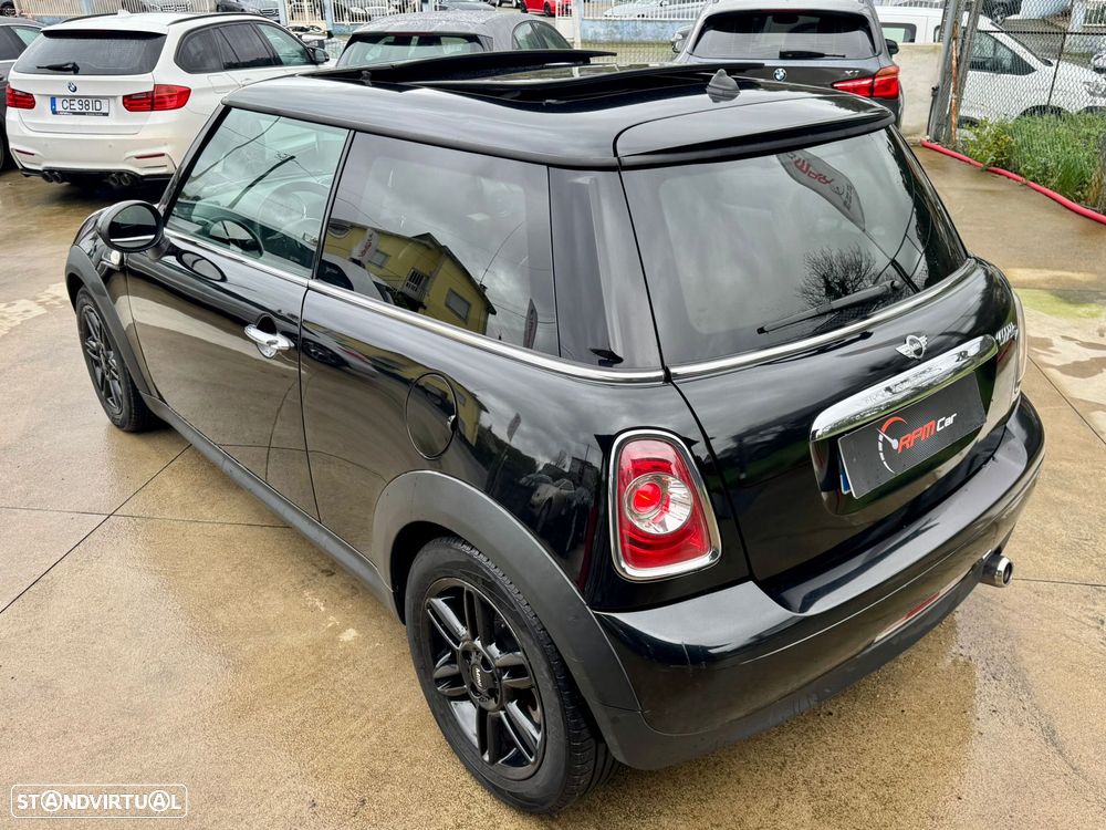 MINI 3 Portas Cooper D - 7