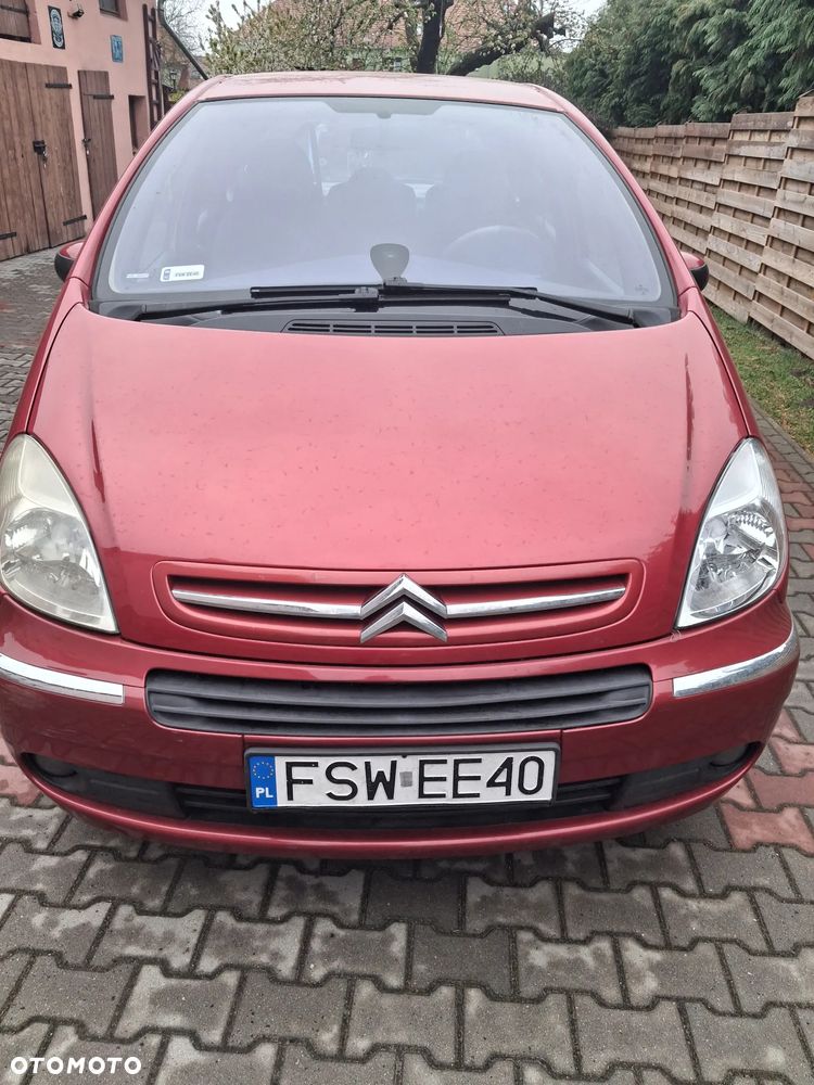 Citroën Xsara Picasso 1.6 16V Exclusive - 1