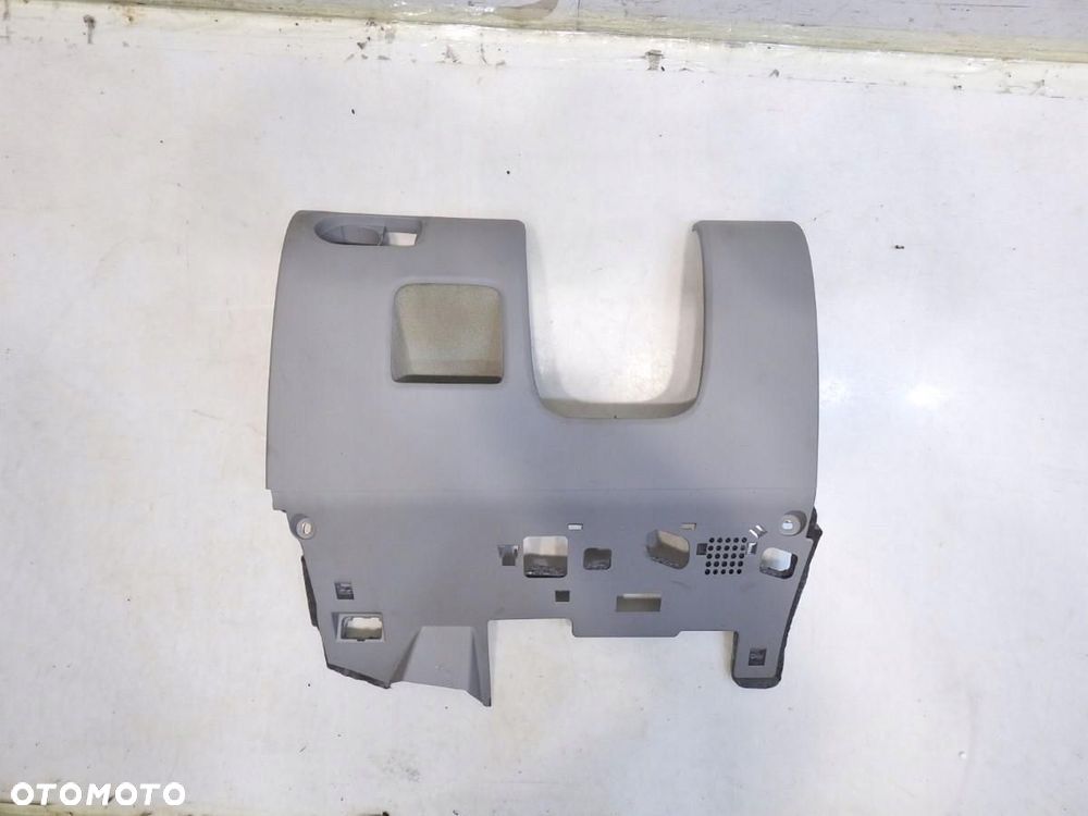 OSŁONA KONSOLI POD KIEROWNICE AUDI A3 8P - 6