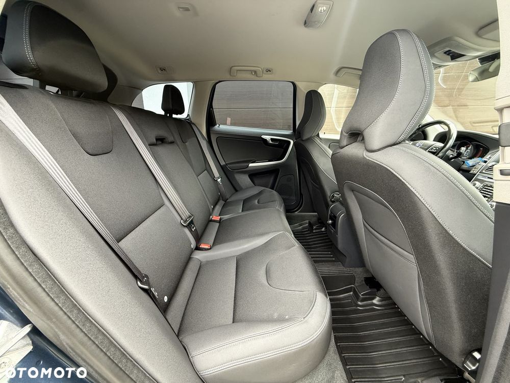 Volvo XC 60 D4 Geartronic Ocean Race - 23
