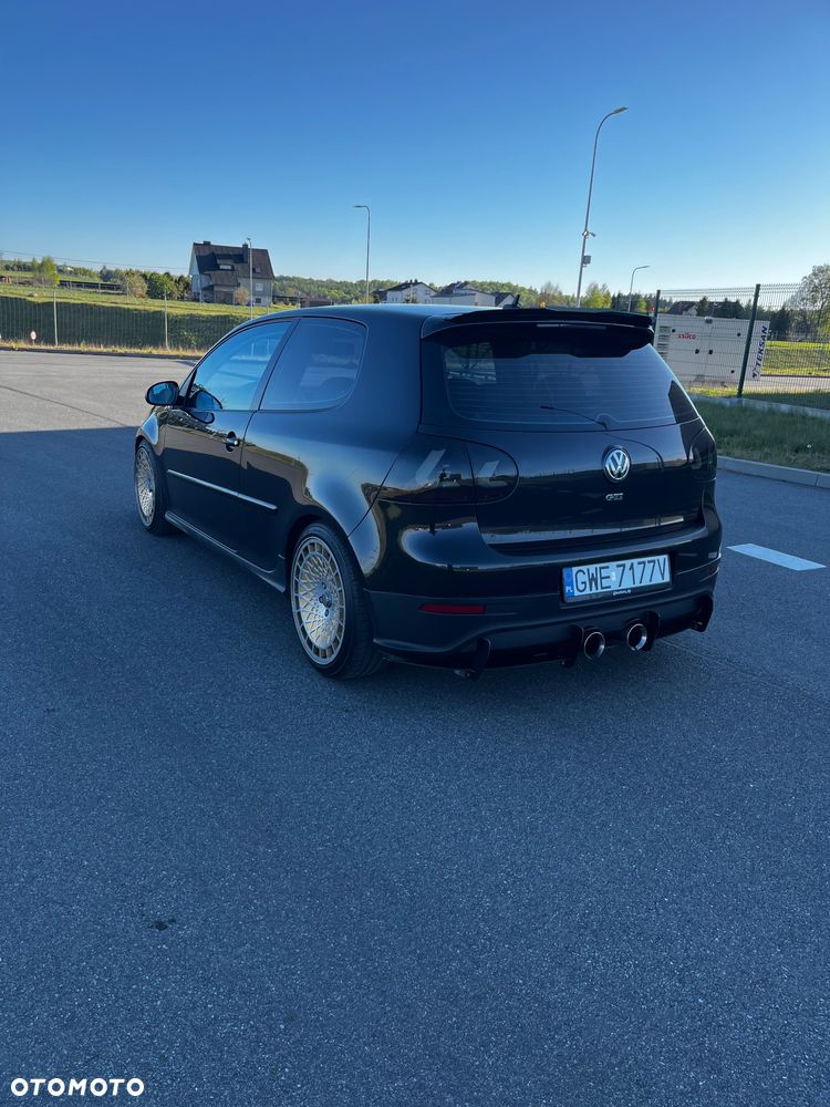 Volkswagen Golf - 15