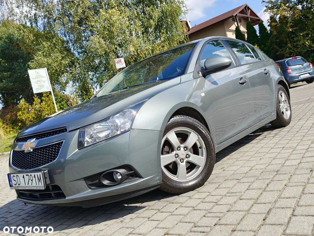 Chevrolet Cruze 1.6 LT - 24