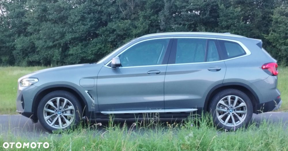 BMW X3 xDrive30e - 11