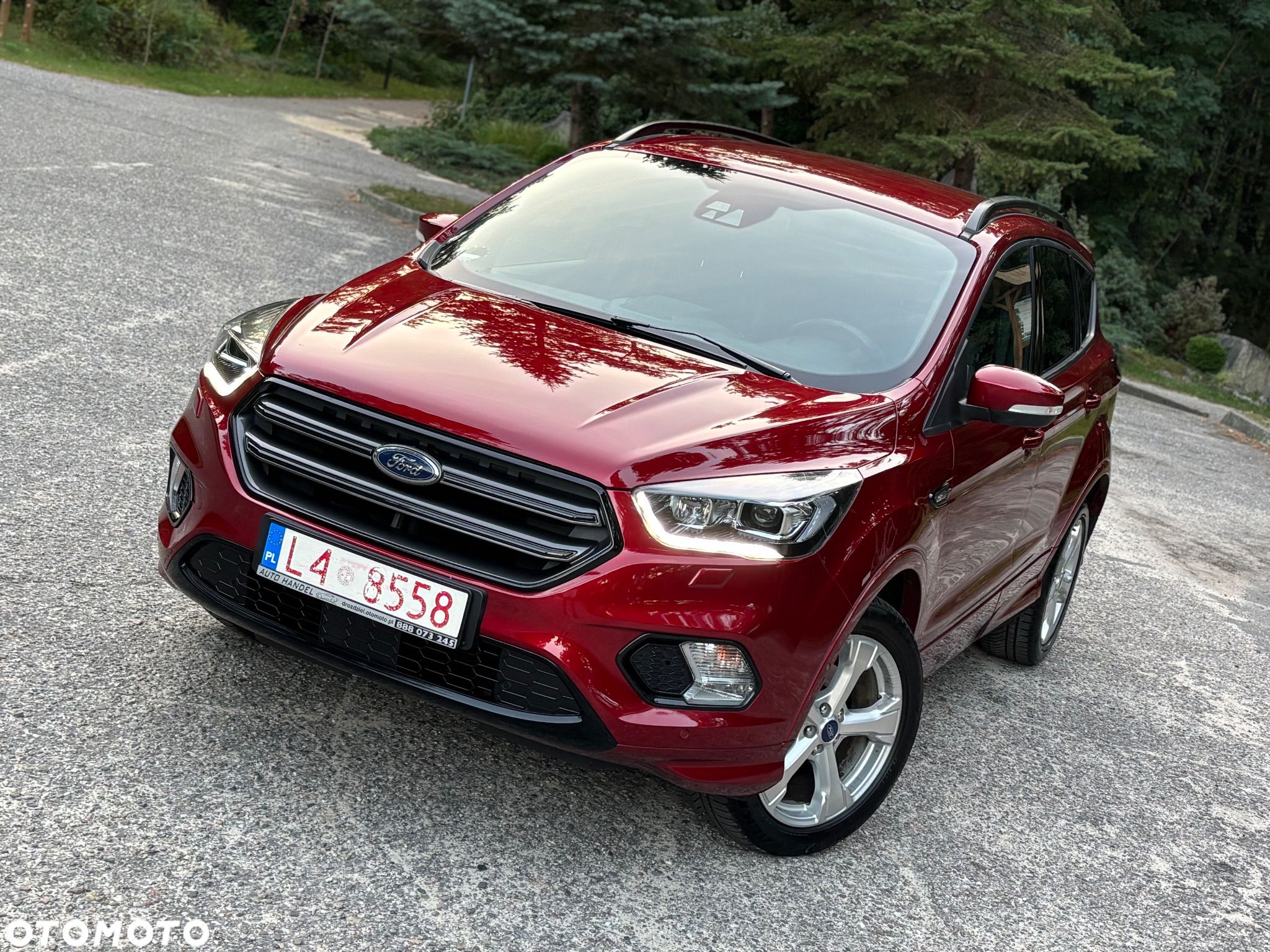 Ford Kuga - 1