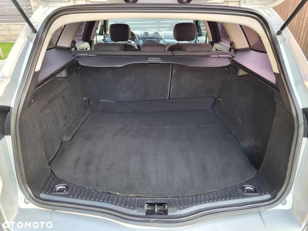 Ford Mondeo 2.0 TDCi ECOnetic Trend - 24