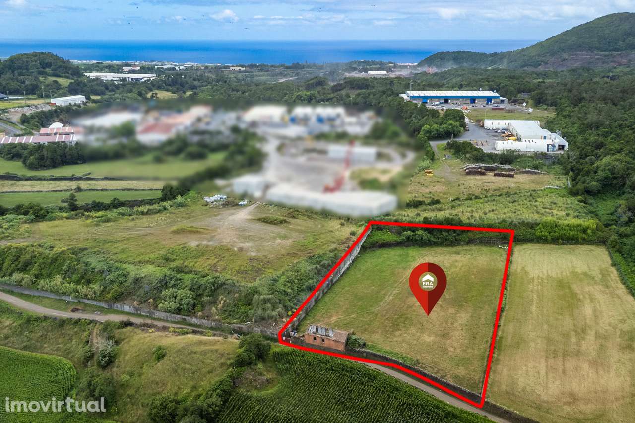 Terreno com ruína - Grande imagem: 4/13