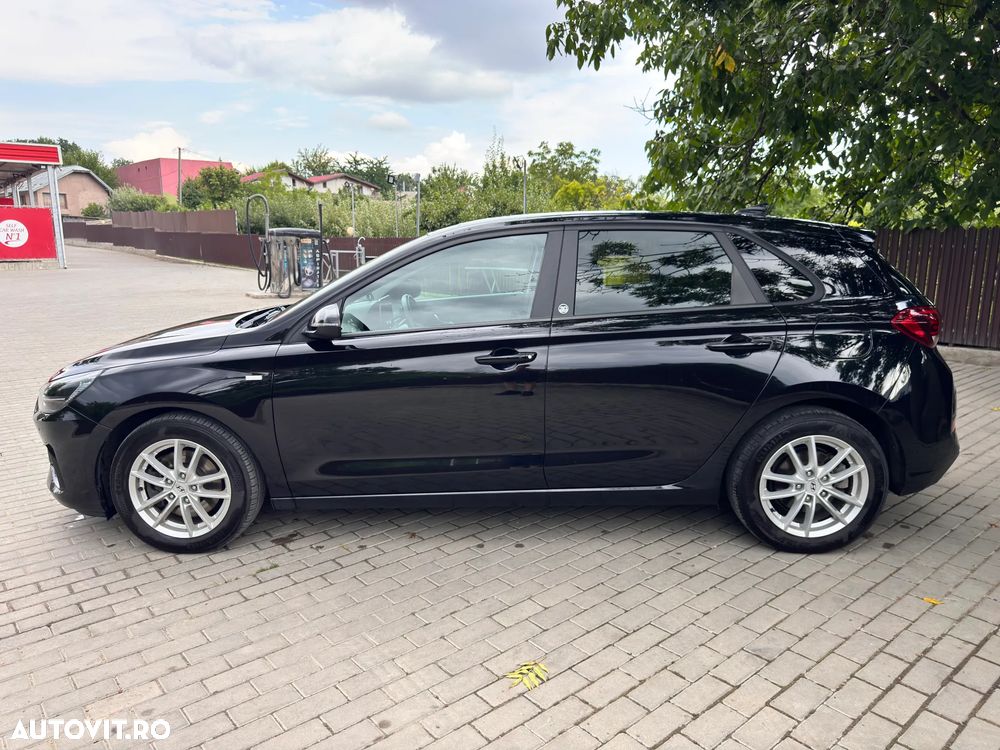 Hyundai i30 1.5 T-GDI MHEV 160CP 7DCT Highway - 7