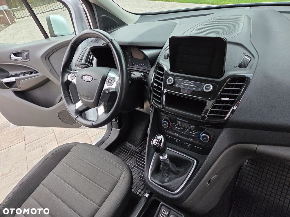 Ford Tourneo Connect Gr 1.5 EcoBlue Titanium - 28