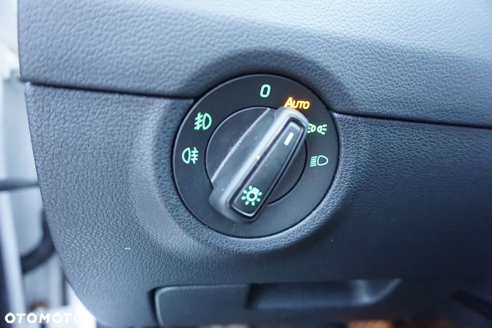 Skoda Octavia 2.0 TSI Ambition DSG - 26