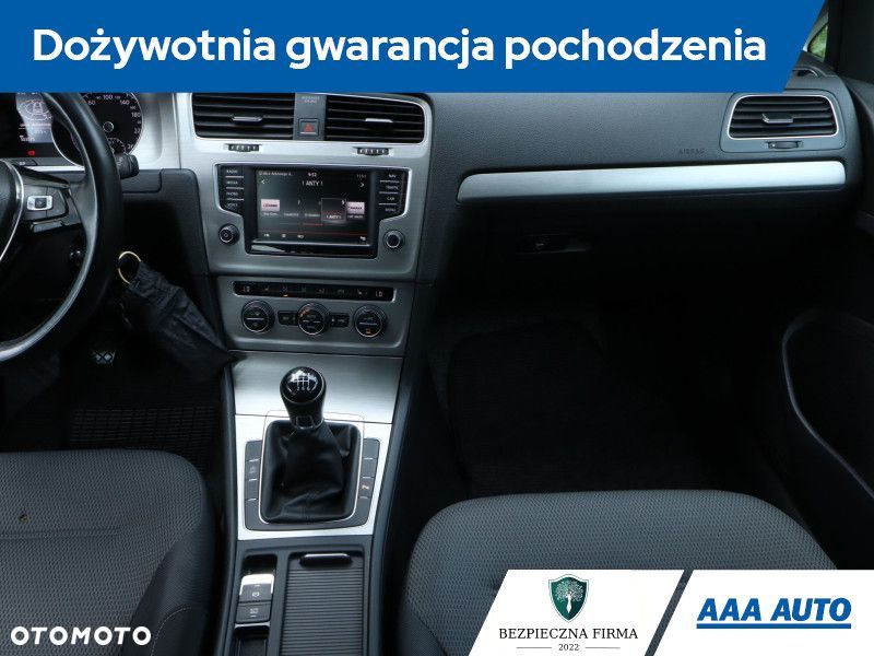 Volkswagen Golf Variant - 10