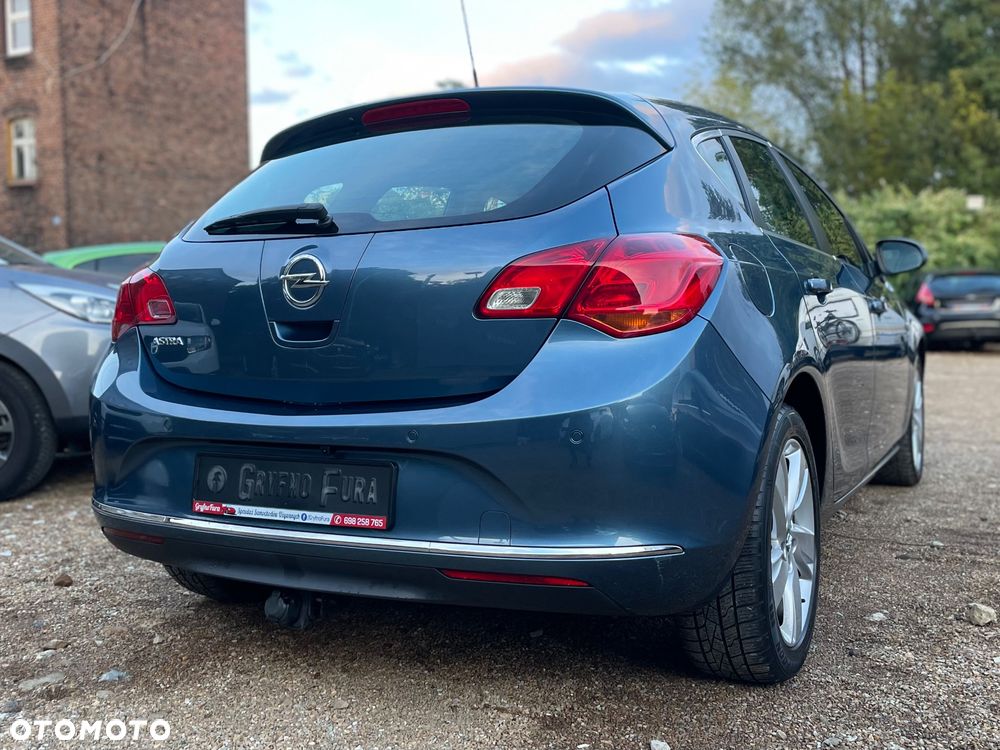 Opel Astra 1.4 Turbo Edition - 9