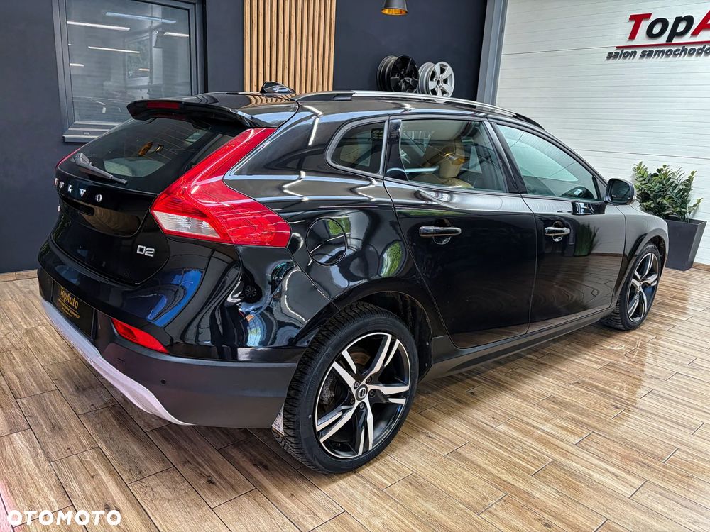 Volvo V40 Cross Country D2 Momentum - 8