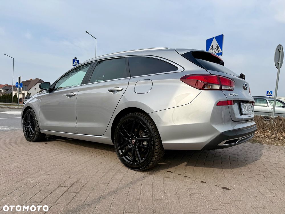 Hyundai i30 1.5 T-GDI 48V-Hybrid Advantage - 28