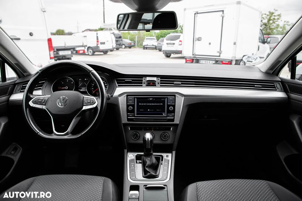 Volkswagen Passat 2.0 TDI DSG Comfortline - 18