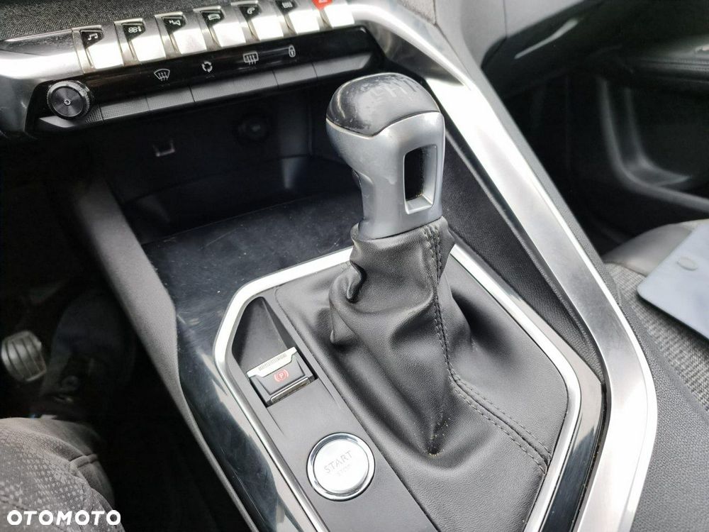 Peugeot 5008 - 22