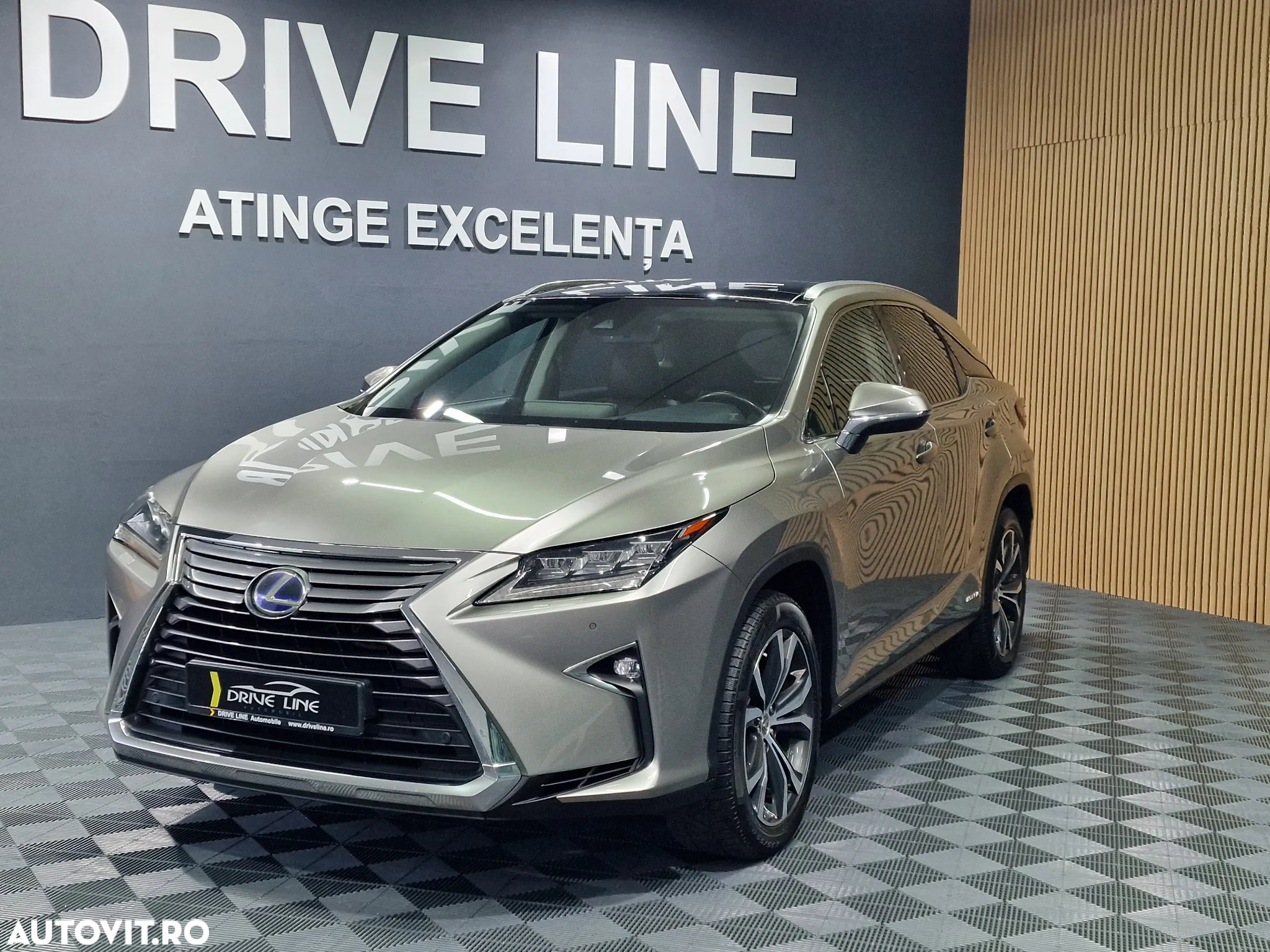 Lexus Seria RX 450h Aut. Executive Plus - 3